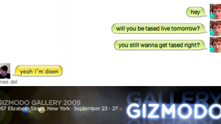 Guy Agrees to Be Tased @ Giz Gallery '09